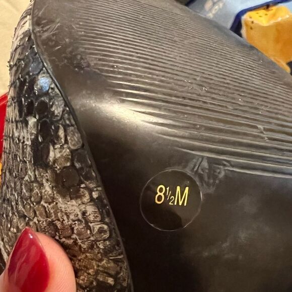 Gianni Bini Animal Print Snake Peep Toe Leather Pumps - Picture 7 of 7